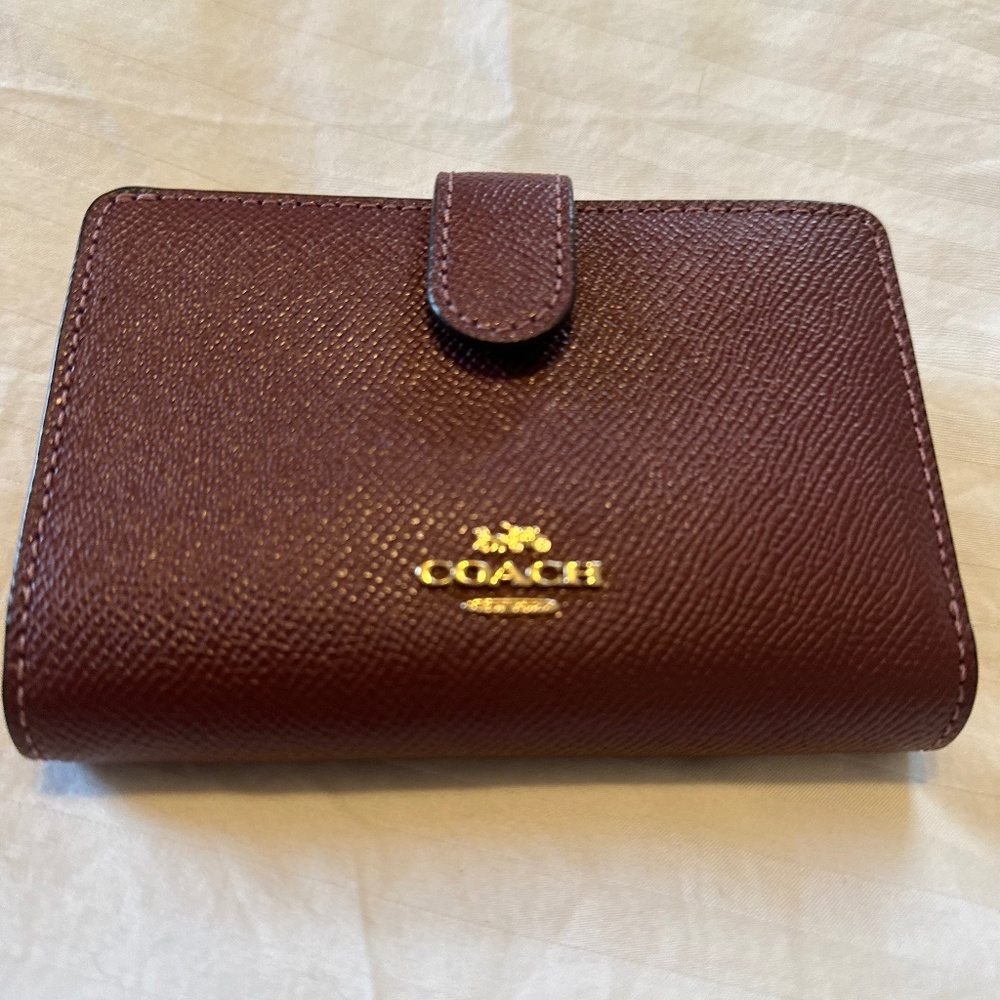 Coach Saffiano Leather Women's Wallet/Billfold